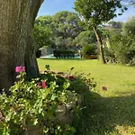 Aurora Con Piscina Privata A فيلة