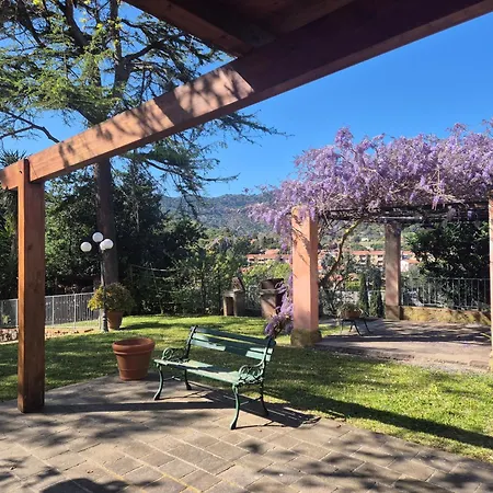 Aurora Con Piscina Privata A *