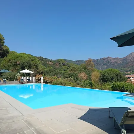 Aurora Con Piscina Privata A * Porto Azzurro