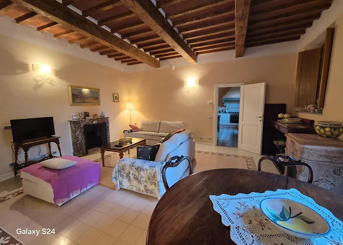 ヴィラ Aurora Con Piscina Privata A ポルト・アッズッロ