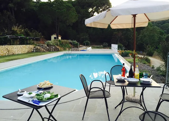 Aurora Con Piscina Privata A ヴィラ ポルト・アッズッロ