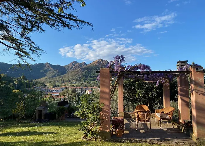 ヴィラ Aurora Con Piscina Privata A ポルト・アッズッロ